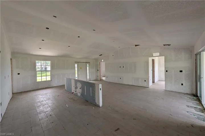 1813 Nw 20th Ter, Cape Coral, Florida 33993