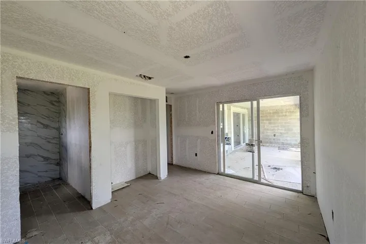 1813 Nw 20th Ter, Cape Coral, Florida 33993