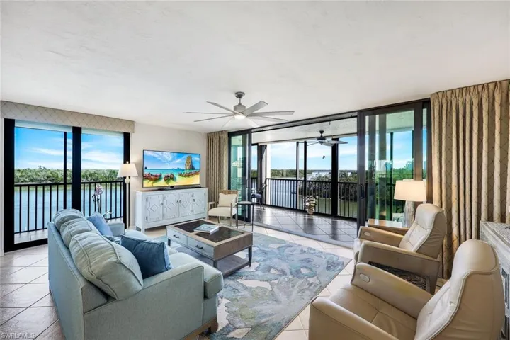 Open Living Room Wrap Around Sliders