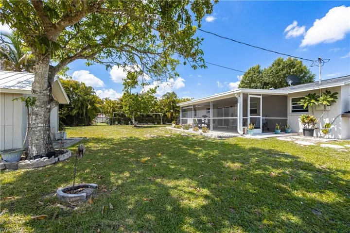 2138 Dominica Ave, Fort Myers, Florida 33905