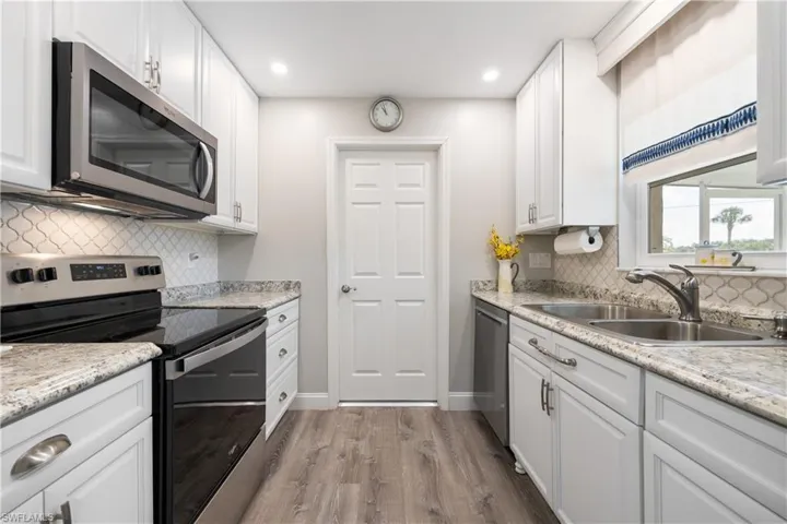 2138 Dominica Ave, Fort Myers, Florida 33905