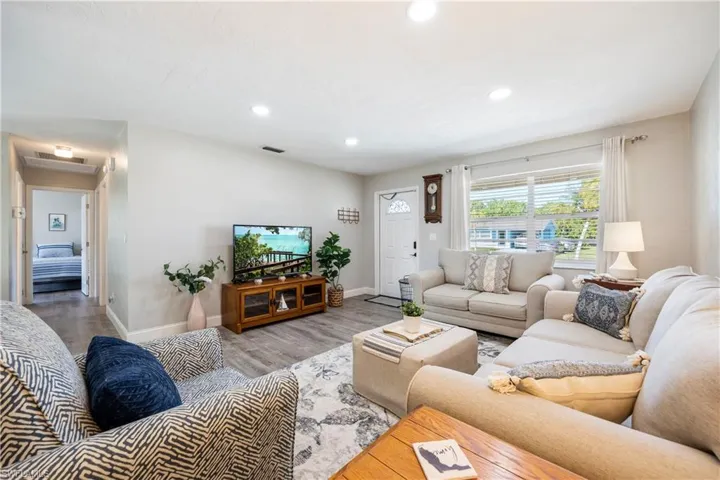 2138 Dominica Ave, Fort Myers, Florida 33905