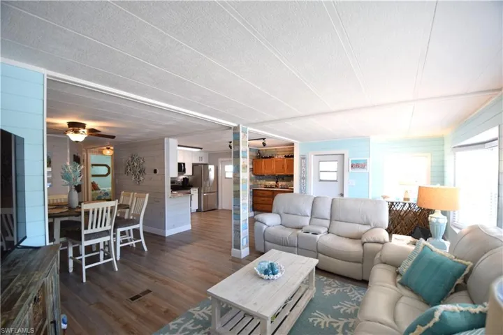 118  Snead  DR, North Fort Myers, FL 33903