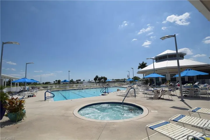 118  Snead  DR, North Fort Myers, FL 33903