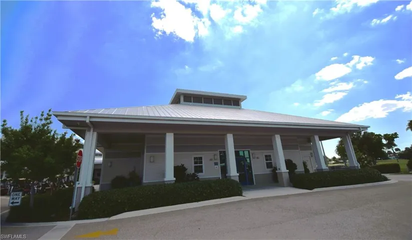 118  Snead  DR, North Fort Myers, FL 33903