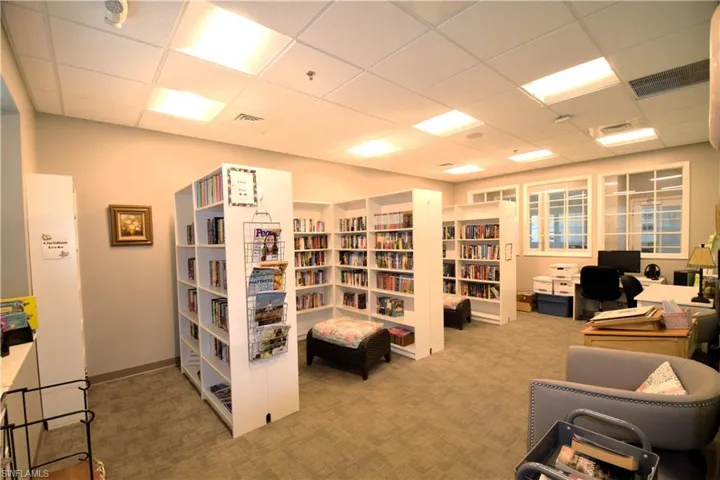 118  Snead  DR, North Fort Myers, FL 33903