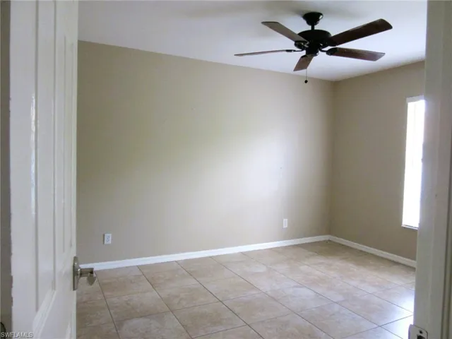 1303 Sw 34th St, Cape Coral, Florida 33914