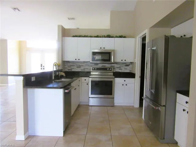 1303 Sw 34th St, Cape Coral, Florida 33914