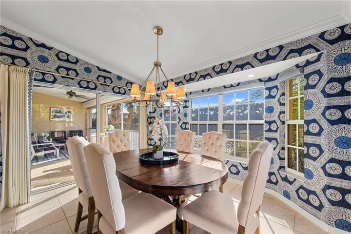 breakfast nook