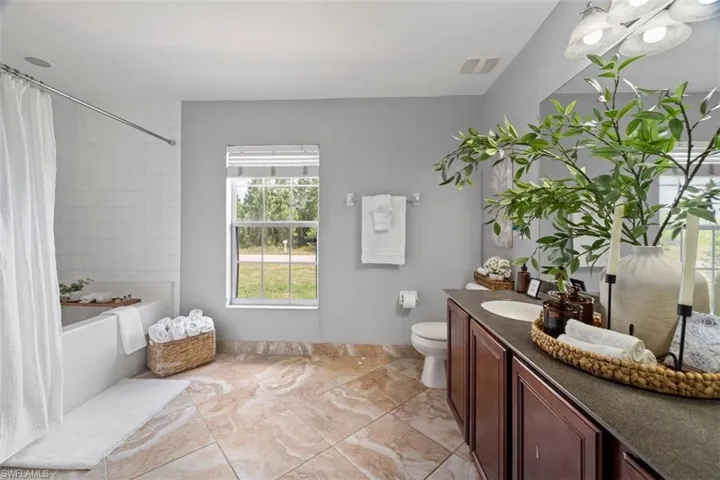 772 Bianca, Lehigh Acres Fl 33974