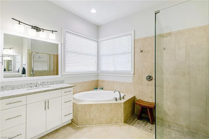 17088 Wrigley Cir, Fort Myers, Florida 33908