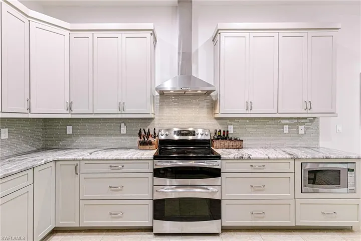 17088 Wrigley Cir, Fort Myers, Florida 33908