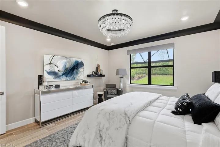 Classic Custom Lighting & Tray Ceiling