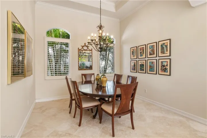 8986  Shenendoah  CIR, Naples, FL 34113