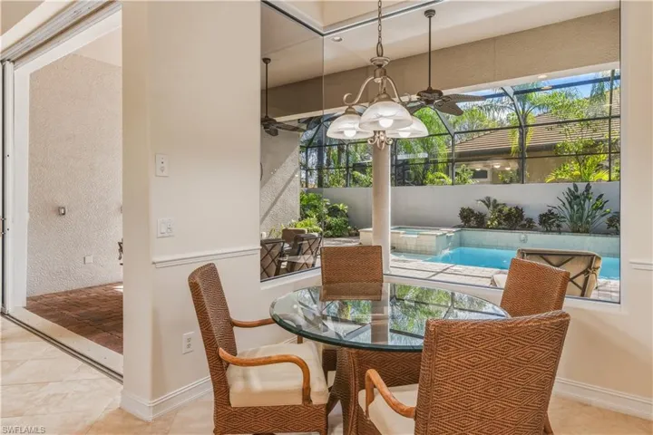 8986  Shenendoah  CIR, Naples, FL 34113