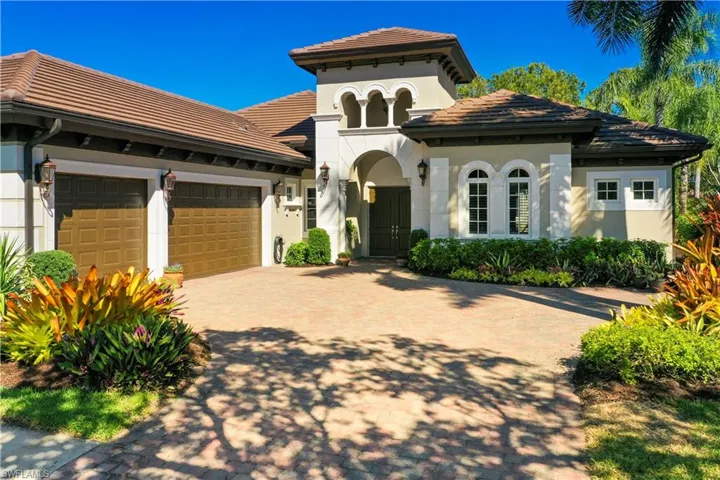 8986  Shenendoah  CIR, Naples, FL 34113