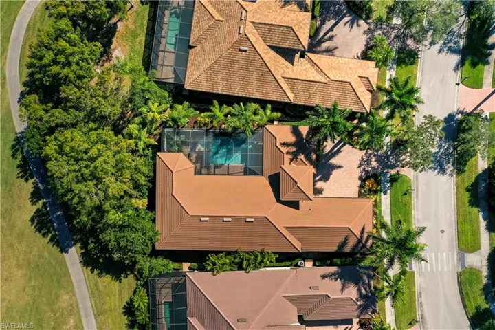 8986  Shenendoah  CIR, Naples, FL 34113