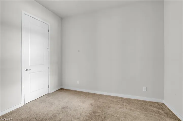 14744  Kingfisher  LOOP, Naples, FL 34120