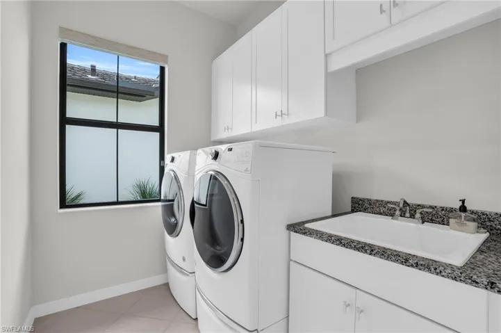 14744  Kingfisher  LOOP, Naples, FL 34120