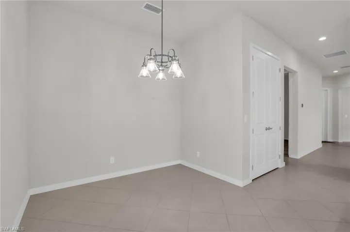 14744  Kingfisher  LOOP, Naples, FL 34120