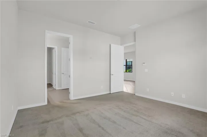 14744  Kingfisher  LOOP, Naples, FL 34120