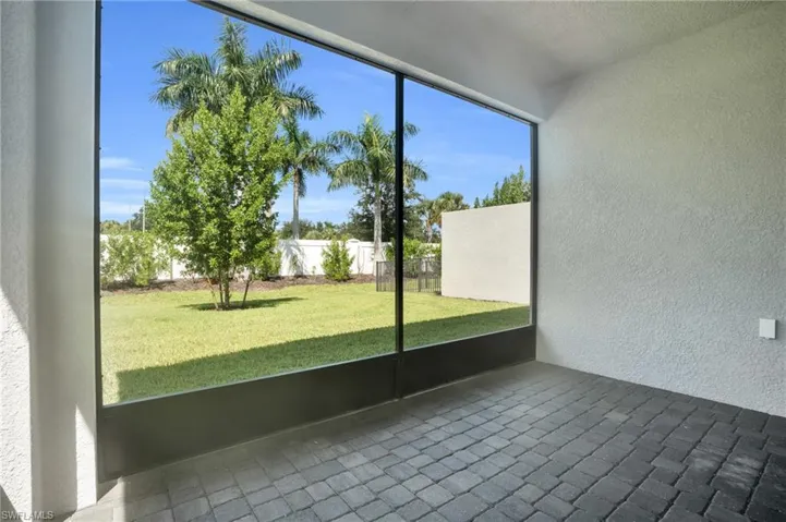 14744  Kingfisher  LOOP, Naples, FL 34120