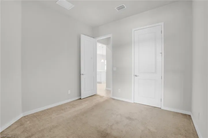 14744  Kingfisher  LOOP, Naples, FL 34120