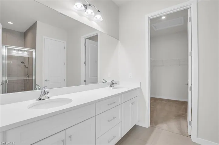 14744  Kingfisher  LOOP, Naples, FL 34120