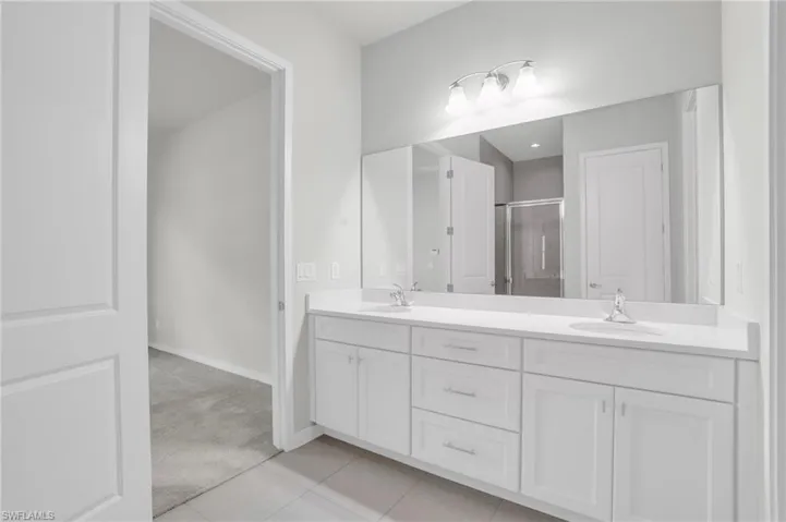 14744  Kingfisher  LOOP, Naples, FL 34120