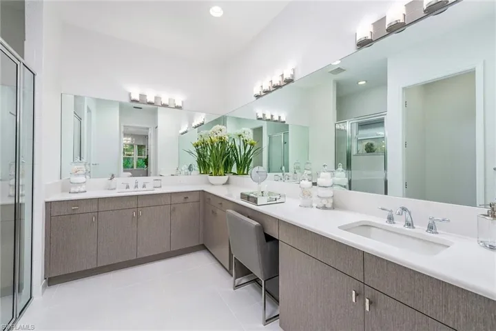 12391  Purple Ficus  WAY, Naples, FL 34120