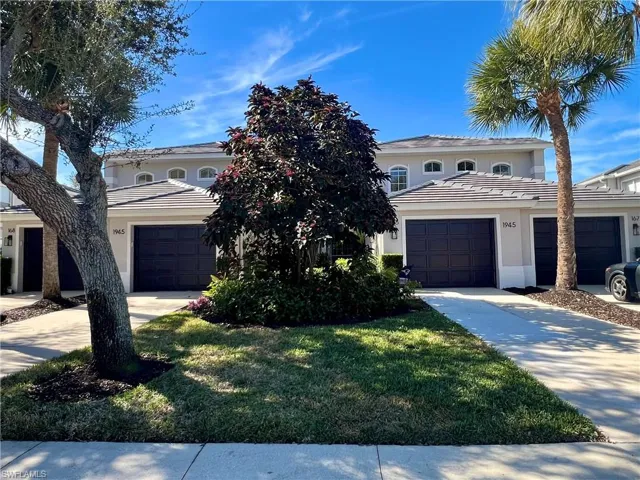 1945  Crestview  WAY, Naples, FL 34119