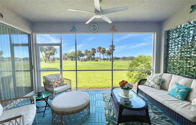 1945  Crestview  WAY, Naples, FL 34119