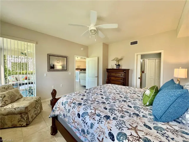 1945  Crestview  WAY, Naples, FL 34119