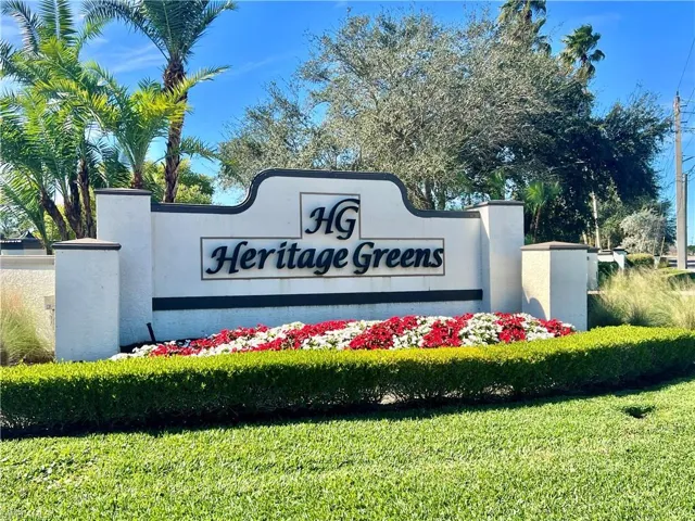 1945  Crestview  WAY, Naples, FL 34119