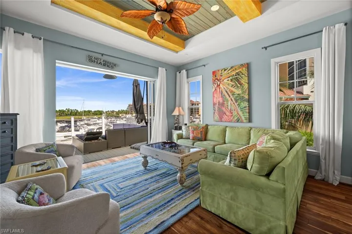 5898 Shell Cove Dr, Cape Coral, Florida 33914