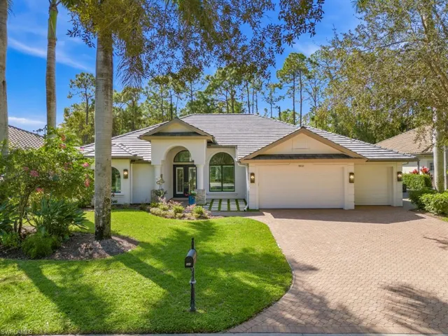 9833 Clear Lake Cir, Naples, Florida 34109