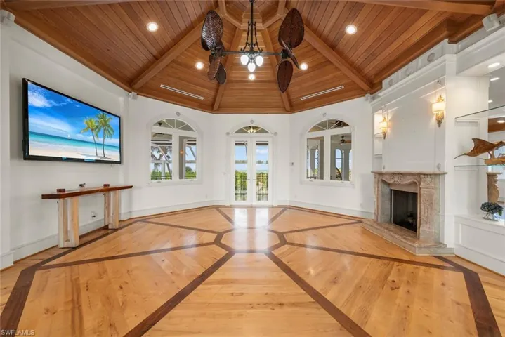 4725 Rue Belle Mer, Sanibel, Florida 33957