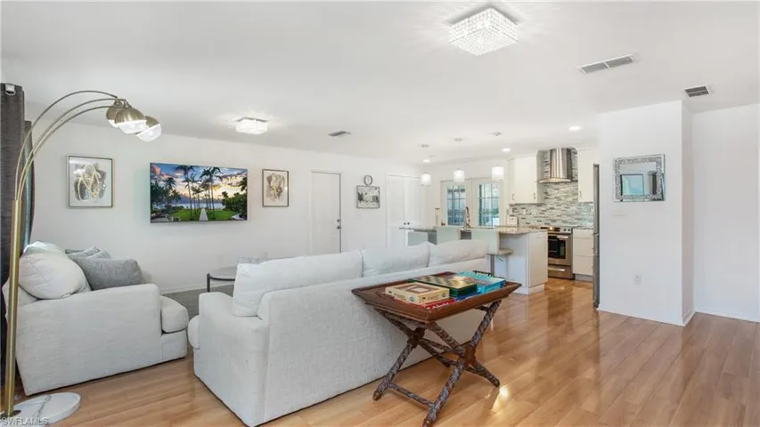 800 100th Ave N, Naples, Florida 34108