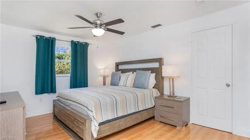 800 100th Ave N, Naples, Florida 34108