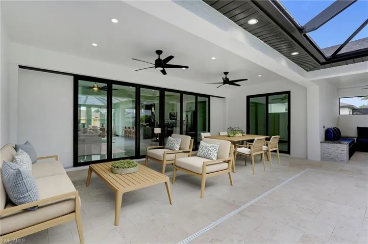 Staged lanai. No furniture included