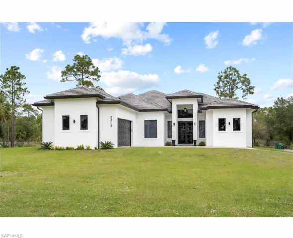 2313 6th Ave Se, Naples, Florida 34117