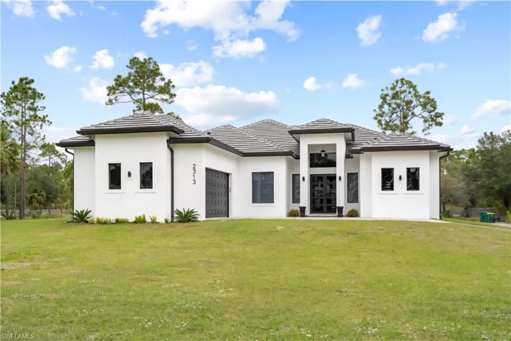 2313 6th Ave Se, Naples, Florida 34117