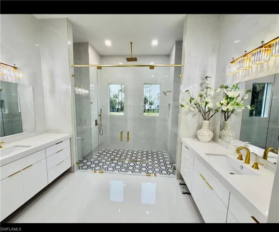 2313 6th Ave Se, Naples, Florida 34117