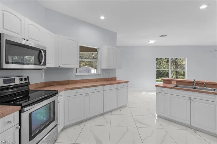 612 Williams Ave, Lehigh Acres Fl 33972