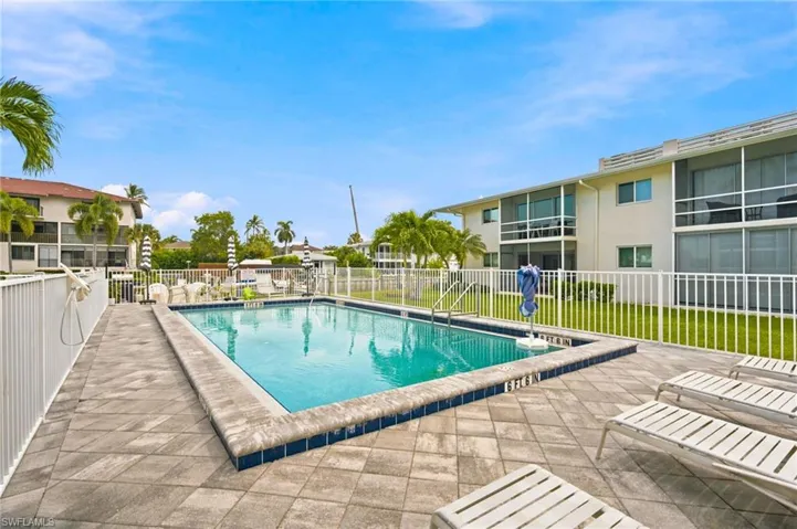 1417 Chesapeake Ave 106, Naples, Florida 34102