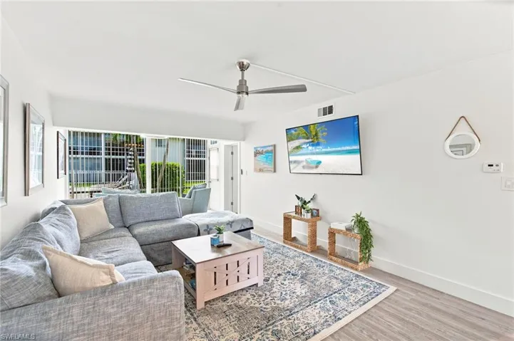 1417 Chesapeake Ave 106, Naples, Florida 34102