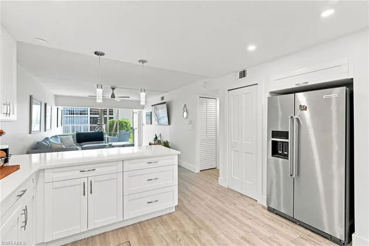 1417 Chesapeake Ave 106, Naples, Florida 34102