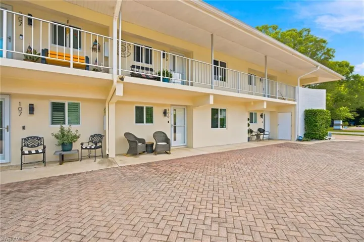 1417 Chesapeake Ave 106, Naples, Florida 34102