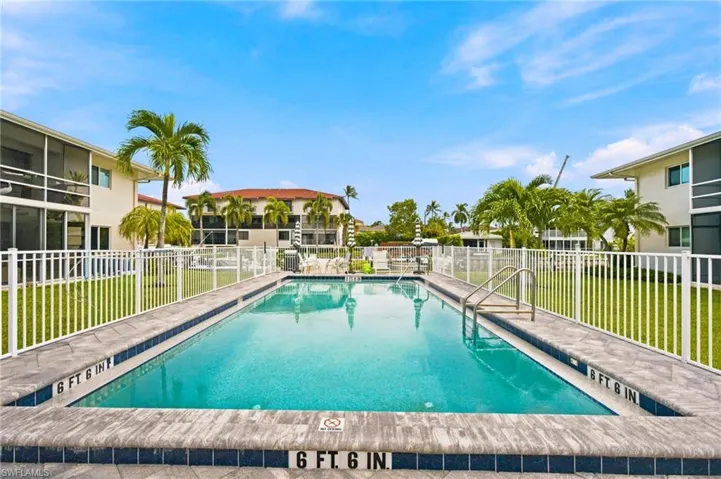1417 Chesapeake Ave 106, Naples, Florida 34102