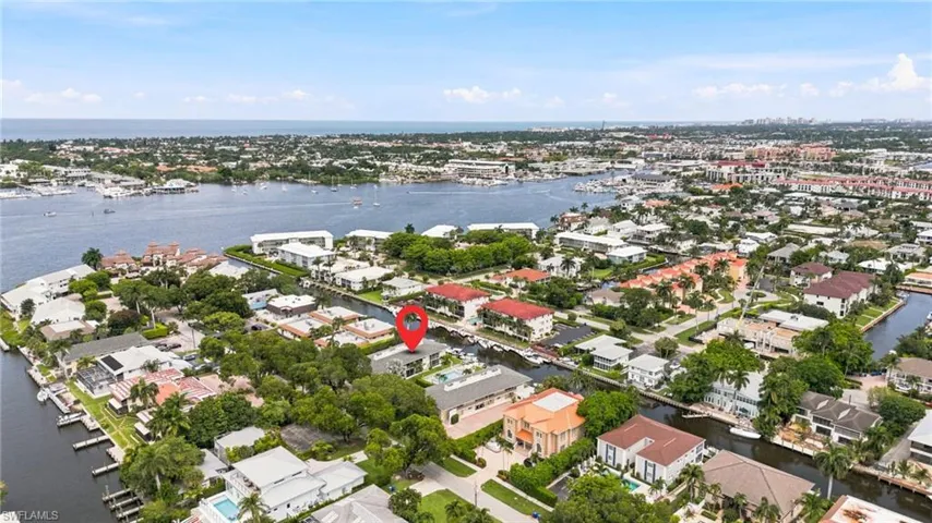1417 Chesapeake Ave 106, Naples, Florida 34102